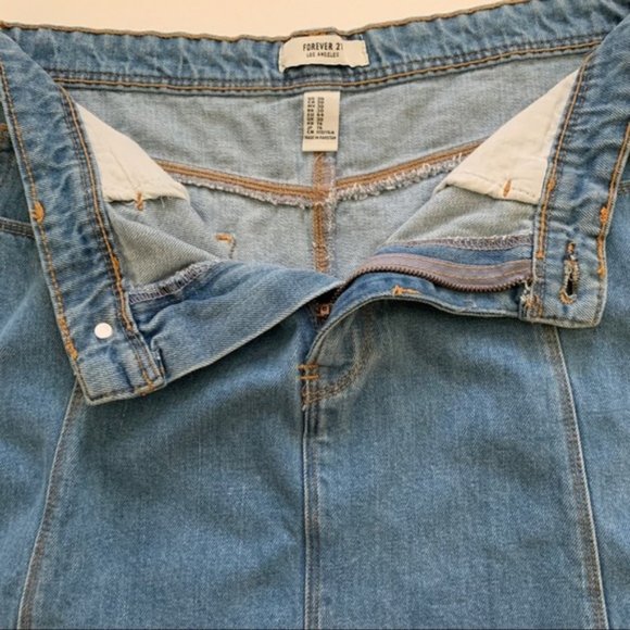 Forever 21 Jean Mini Skirt Seamed Front Distressed Raw Hem Denim Skirt Size 30 - Picture 6 of 10
